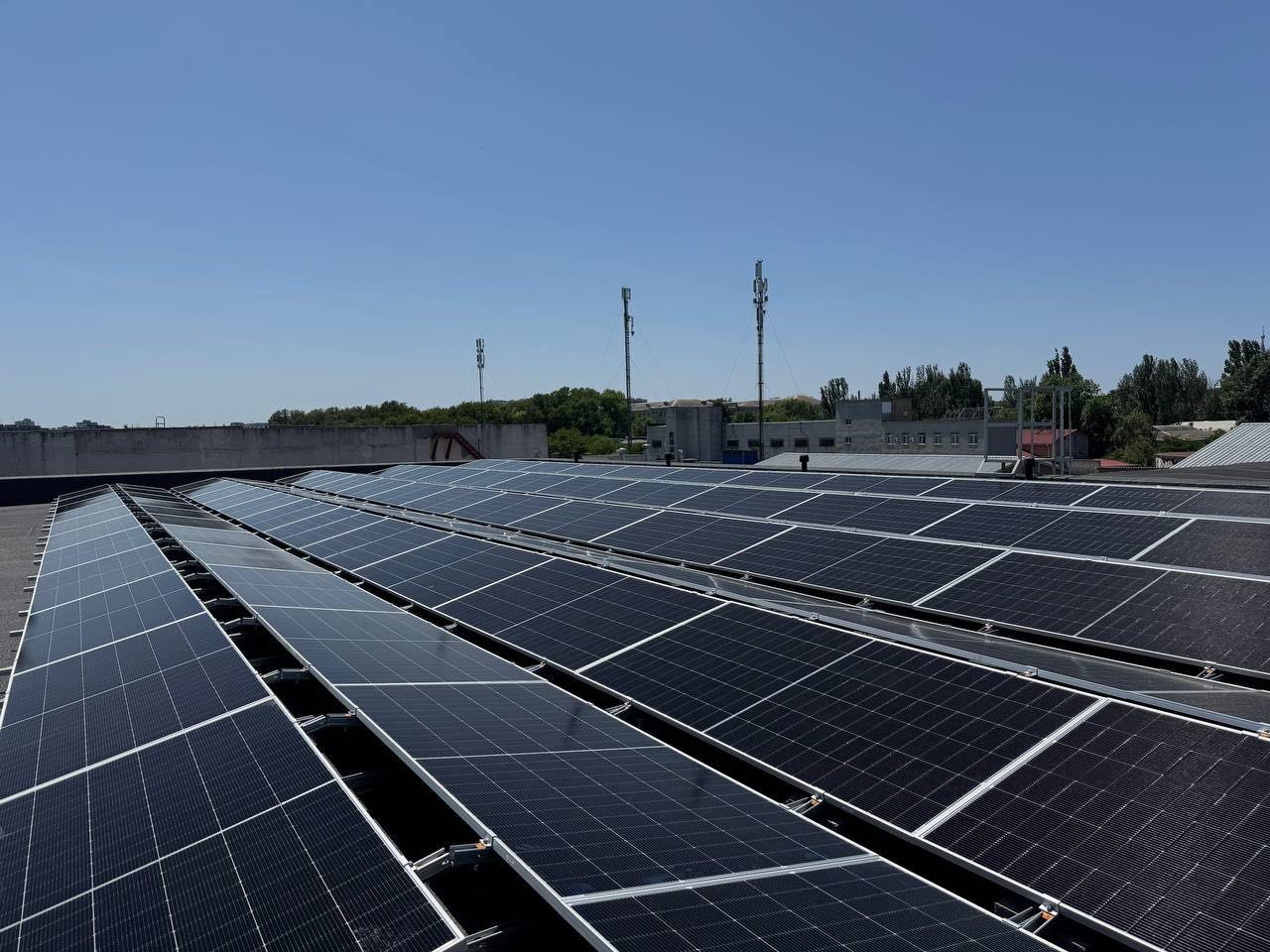 Сонячні панелі для промислової СЕС 72 кВт, Одеса