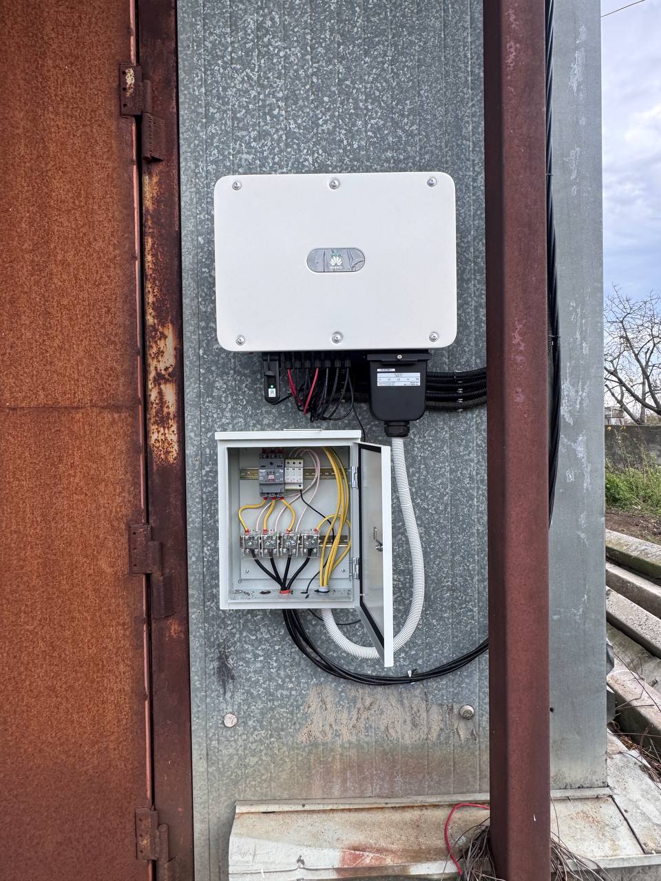 Сетевой инвертор солнечной электростанции 50 кВт для овощебазы