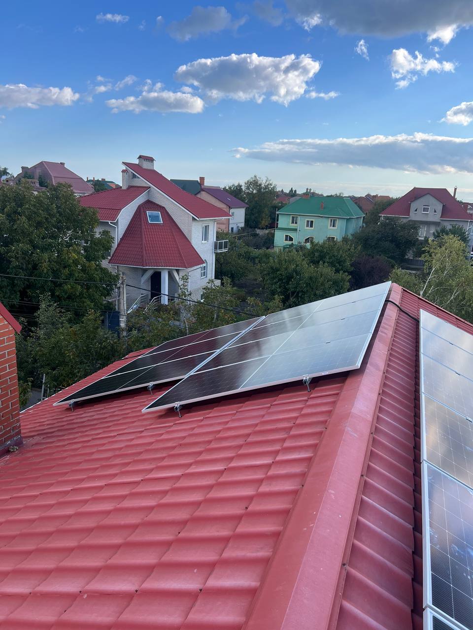 Електрощит і автоматика гібридної сонячної станції 8,4 кВт у приватному будинку в Одесі