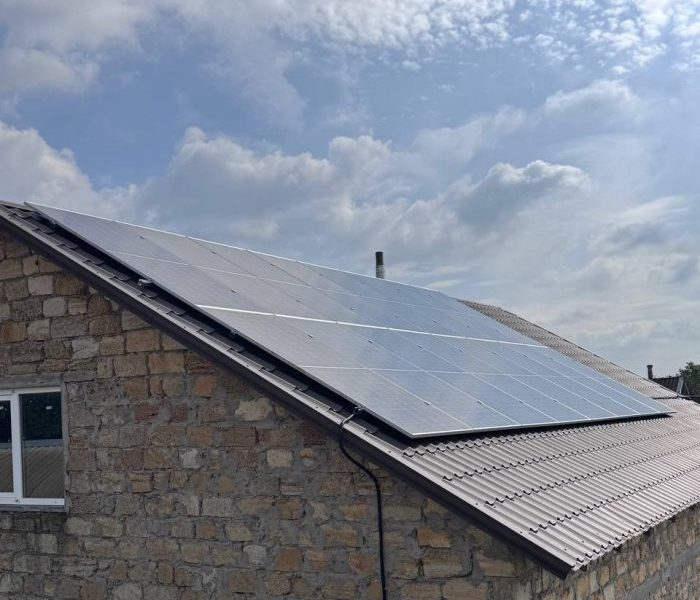 Акумуляторна система гібридної сонячної станції 14 кВт + 10 кВт·год АКБ для дому