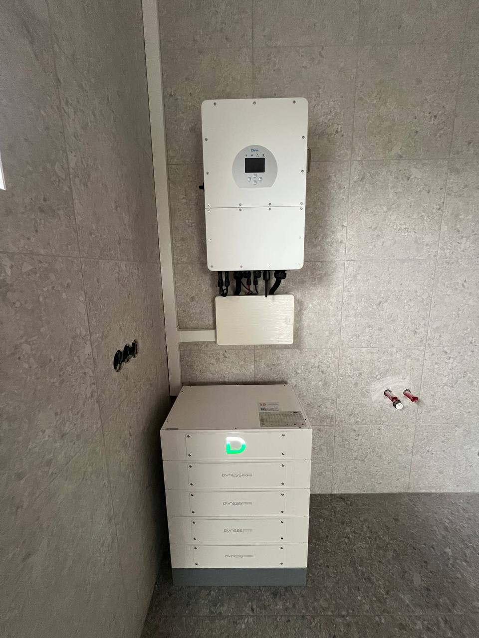 Електрощит гібридної станції 15 кВт + 20 кВт·год АКБ