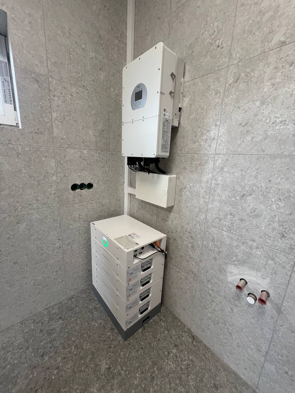 Гибридная солнечная станция 15 кВт + 20 кВт·ч АКБ для дома в районе Золотая Горка, Одесса